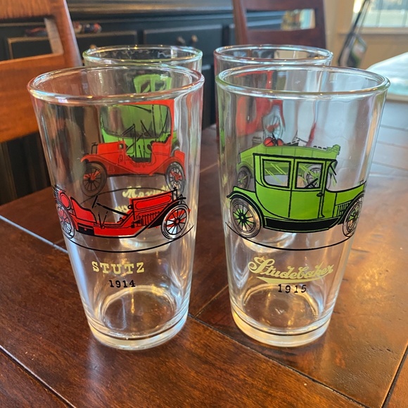 Hazel Atlas Dining Set Of 4 Vintage Hazel Atlas Antique Car Glasses